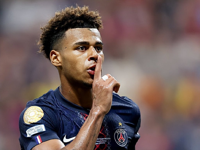 补时阶段头球绝平 浙江队2-2战平上海海港