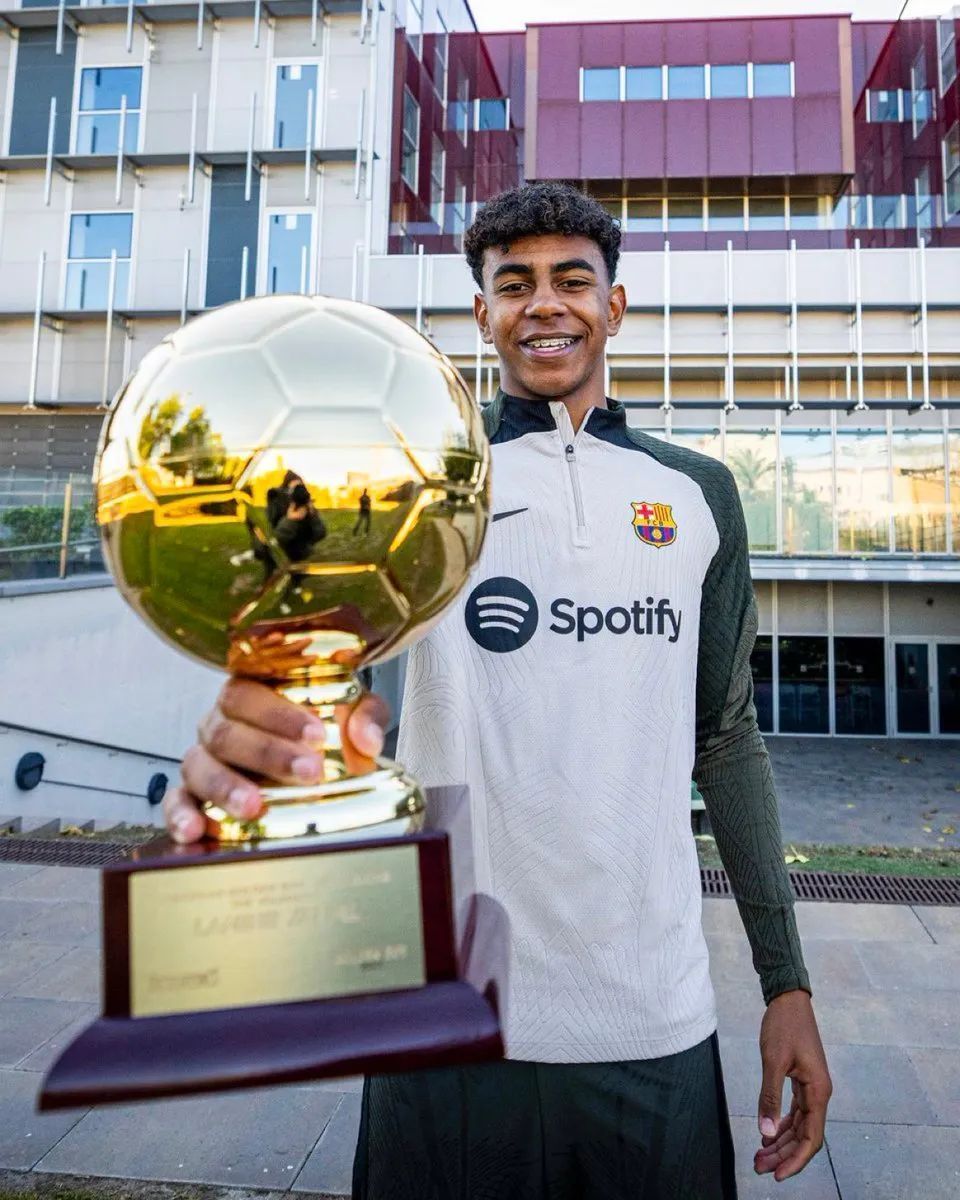 2025年PlayStation年度游戏奖揭晓！《羊蹄山之魂》获七项白金殊荣