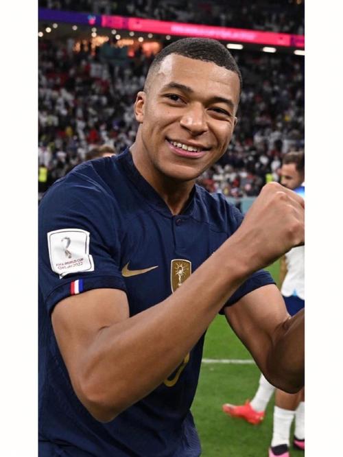 巴恩斯利主帅：索博有点不尊重，对强队或欧冠他态度消极